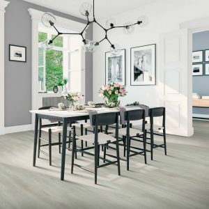 Laminate flooring in dining room | Sackett's Flooring Solutions